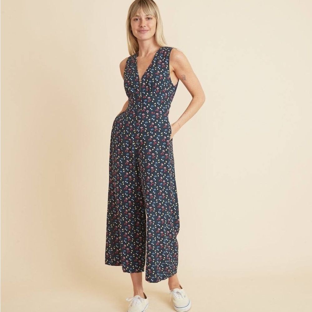 Marine Layer Holli Navy Cherry Print Wide Leg Cropped Jumpsuit XS - Picture 4 of 13